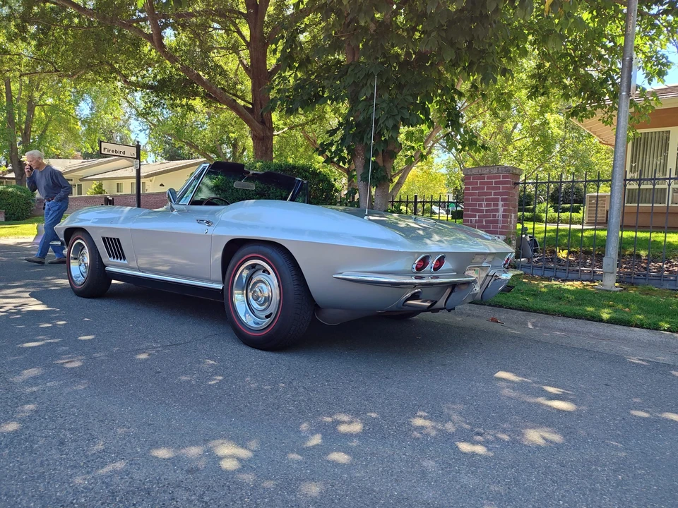1967 Chevrolet Corvette C2 - Image 4 of 31