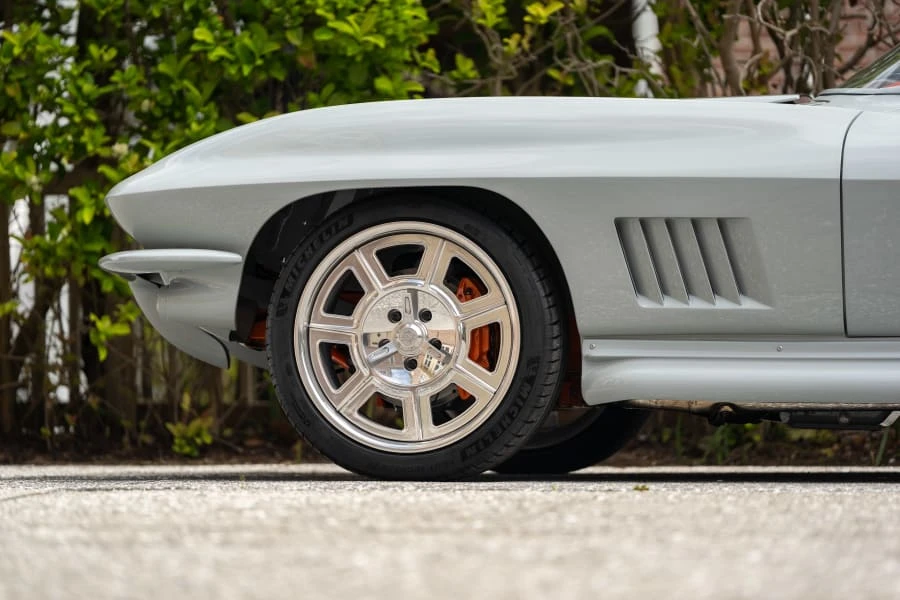 1967 Chevrolet Corvette C2 - Image 18 of 31