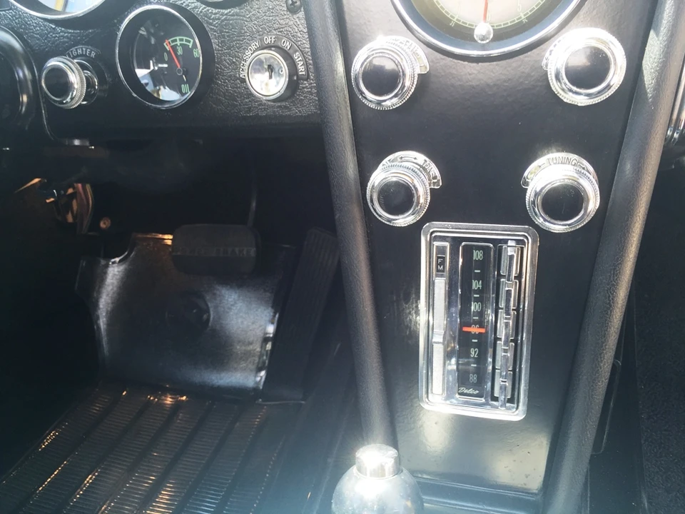1967 Chevrolet Corvette C2 - Image 25 of 31