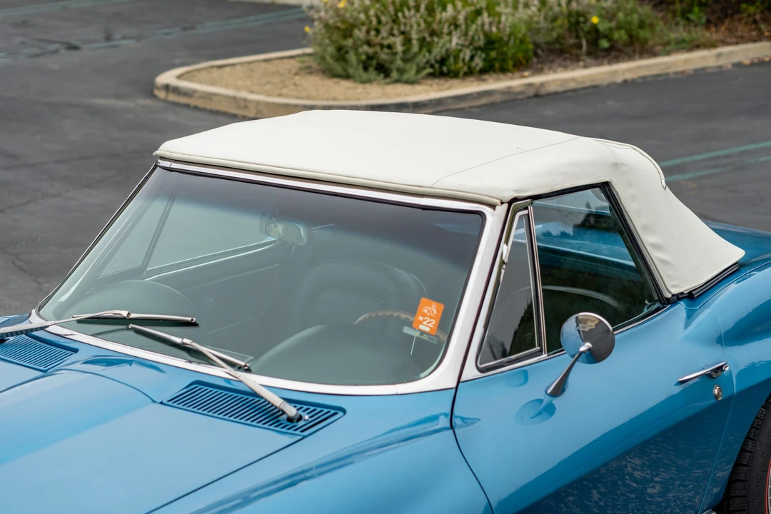 1967 Chevrolet Corvette C2 - Image 28 of 31