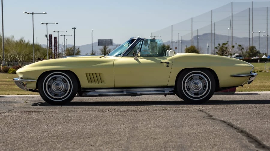 1967 Chevrolet Corvette C2 - Image 2 of 16