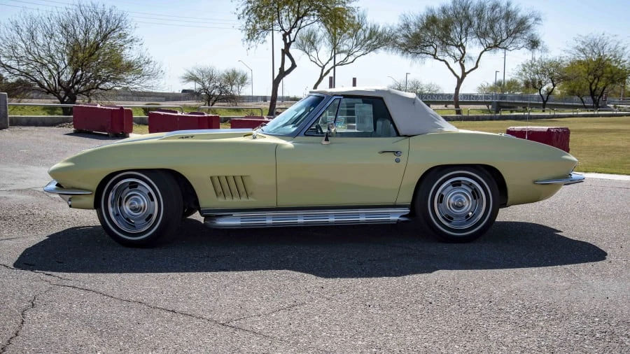 1967 Chevrolet Corvette C2 - Image 15 of 16