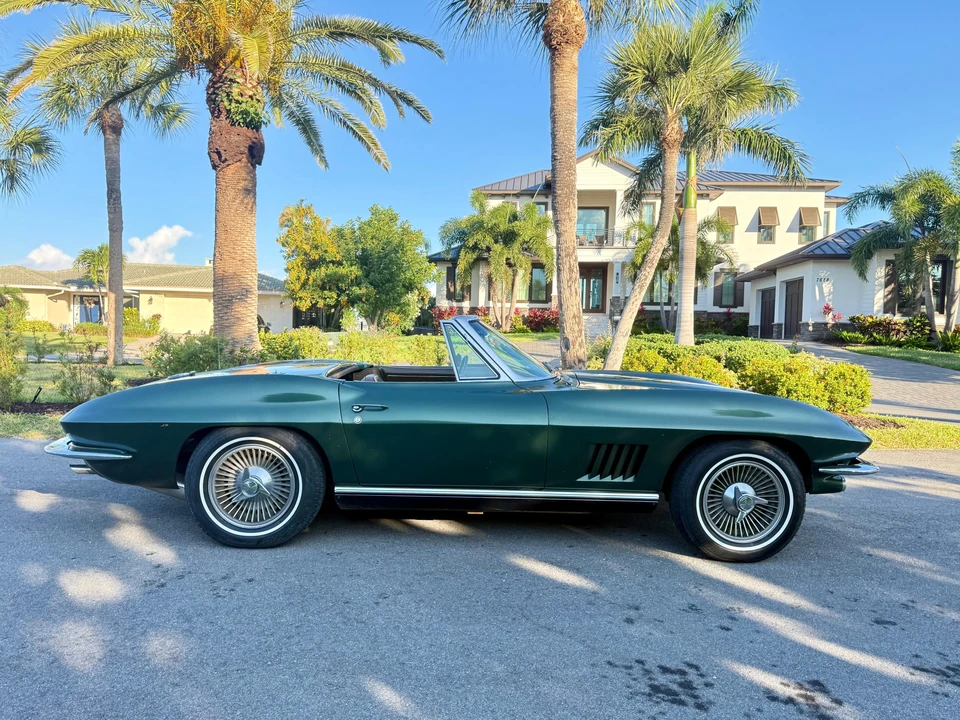 1967 Chevrolet Corvette C2 - Image 19 of 31