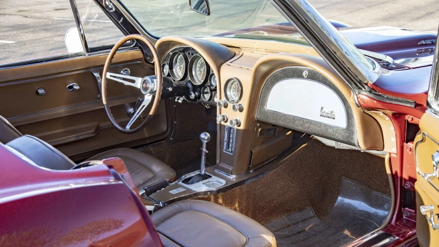 1967 Chevrolet Corvette C2 - Image 5 of 12