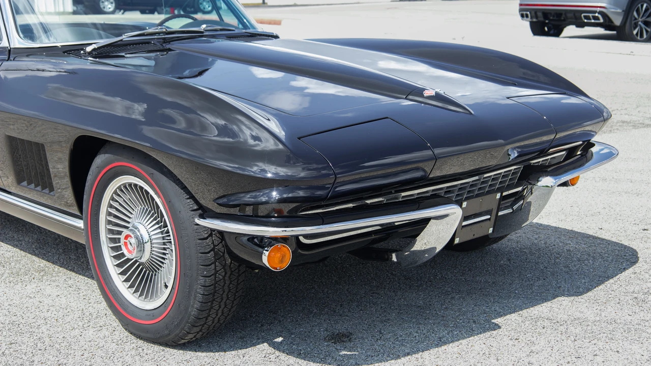 1967 Chevrolet Corvette C2 - Image 24 of 31