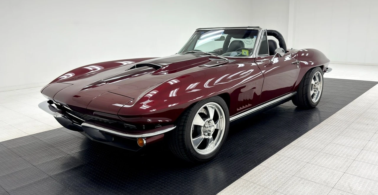 1967 Chevrolet Corvette C2 - Image 2 of 12