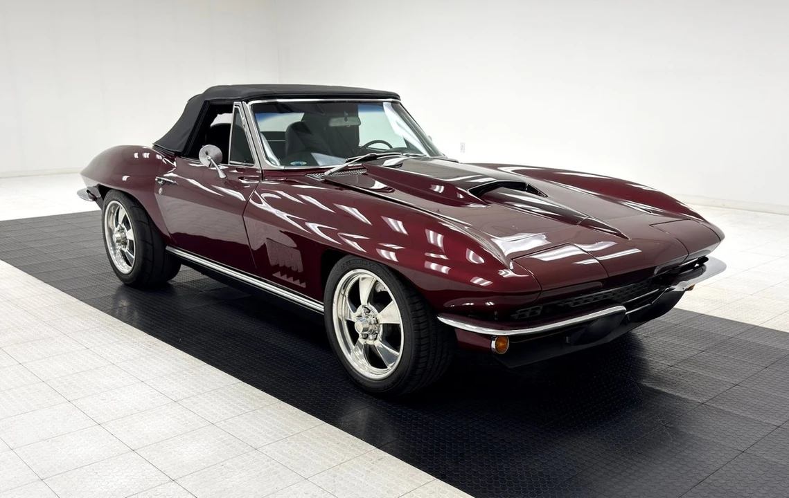 1967 Chevrolet Corvette C2 - Image 10 of 12