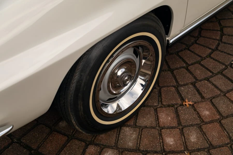 1967 Chevrolet Corvette C2 - Image 18 of 31