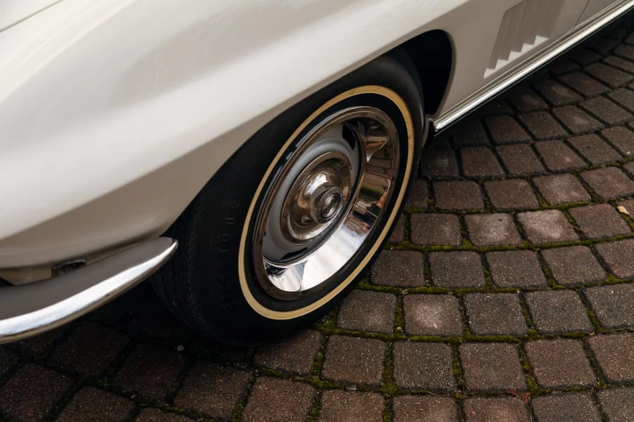 1967 Chevrolet Corvette C2 - Image 23 of 31