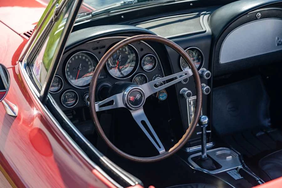 1967 Chevrolet Corvette C2 - Image 25 of 31