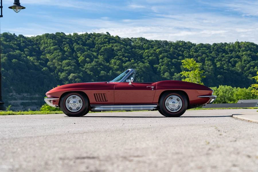 1967 Chevrolet Corvette C2 - Image 10 of 31