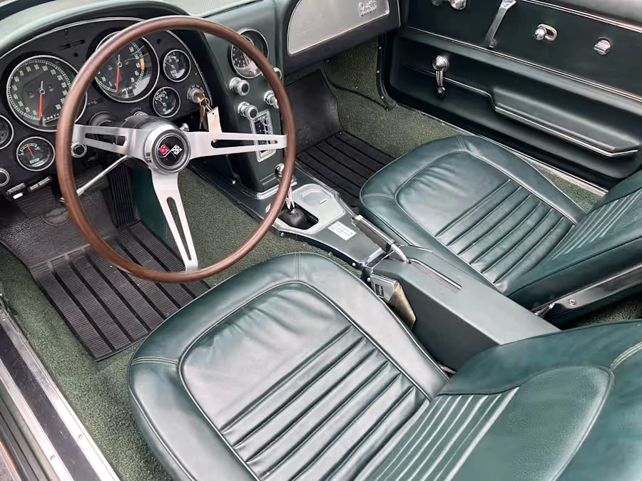 1967 Chevrolet Corvette C2 - Image 28 of 31
