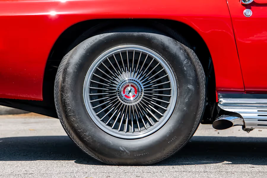 1967 Chevrolet Corvette C2 - Image 16 of 31
