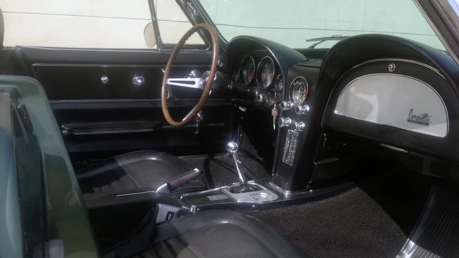 1967 Chevrolet Corvette C2 - Image 6 of 9