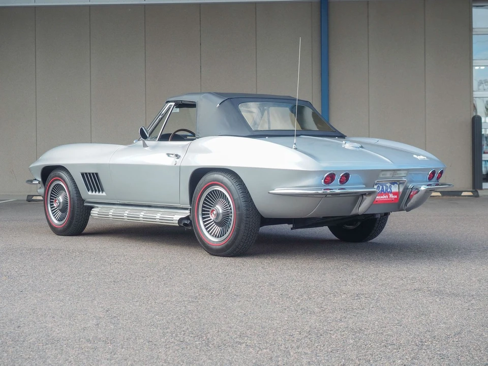 1967 Chevrolet Corvette C2 - Image 8 of 31