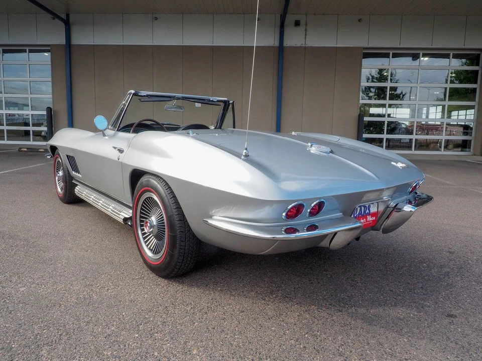 1967 Chevrolet Corvette C2 - Image 17 of 31