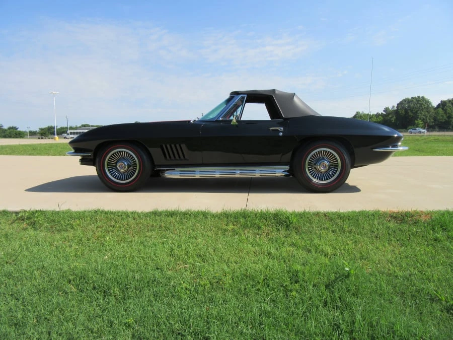 1967 Chevrolet Corvette C2 - Image 2 of 11