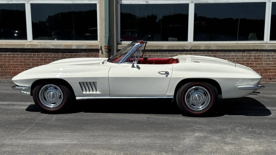 1967 Chevrolet Corvette C2 - Image 2 of 16