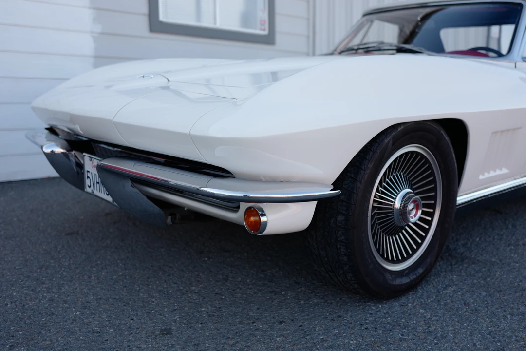 1967 Chevrolet Corvette C2 - Image 10 of 31