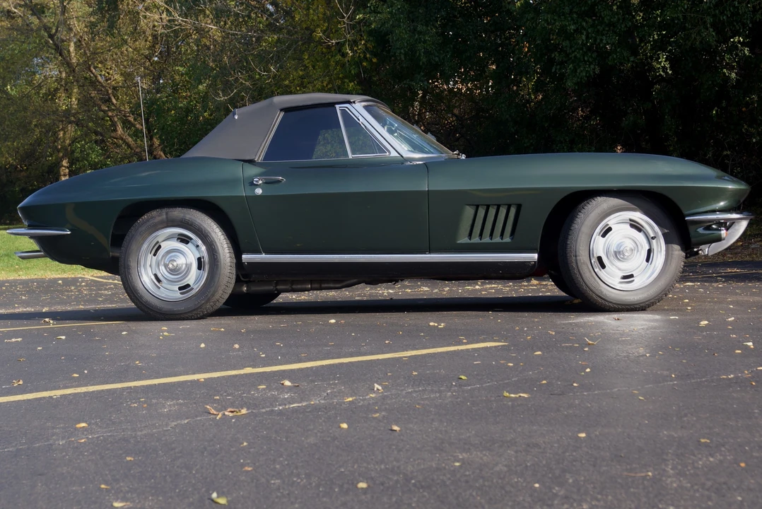 1967 Chevrolet Corvette C2 - Image 11 of 31