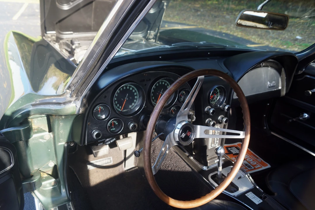 1967 Chevrolet Corvette C2 - Image 24 of 31