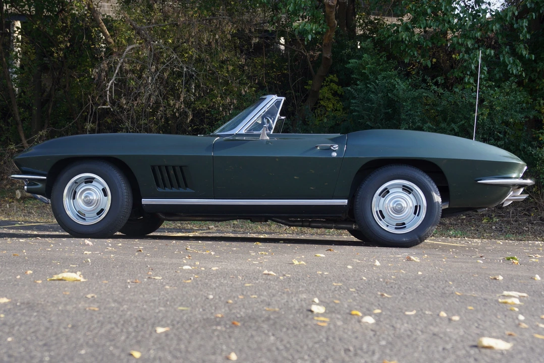 1967 Chevrolet Corvette C2 - Image 4 of 31