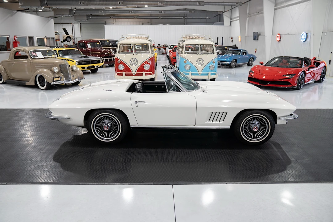 1967 Chevrolet Corvette C2 - Image 14 of 31