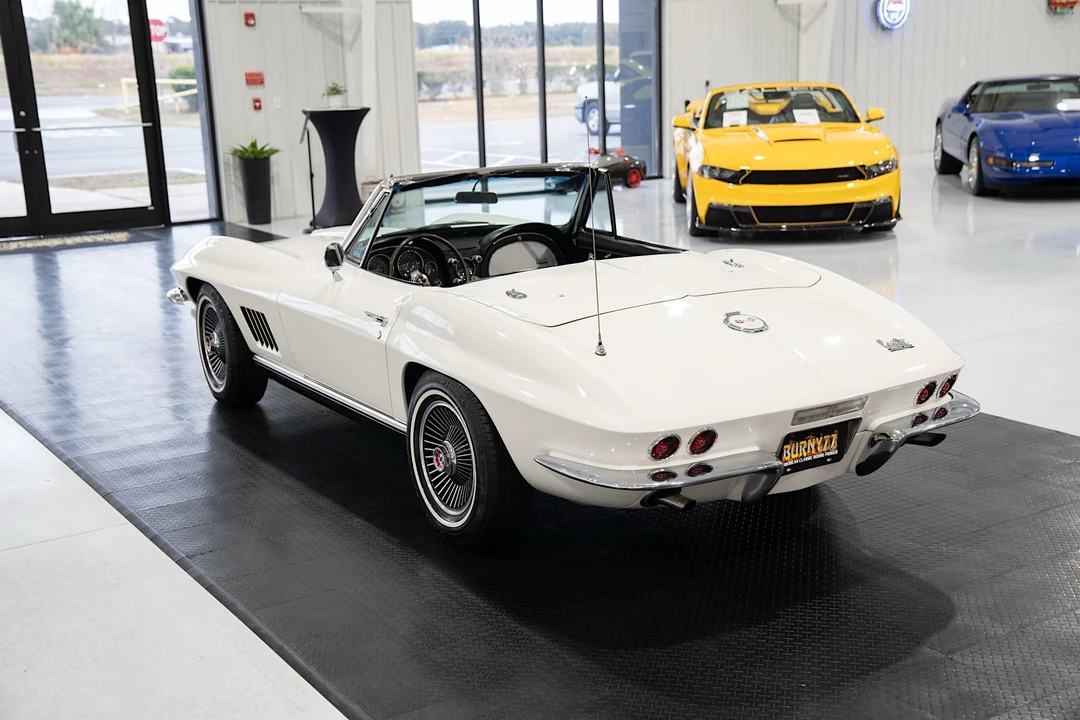 1967 Chevrolet Corvette C2 - Image 8 of 31