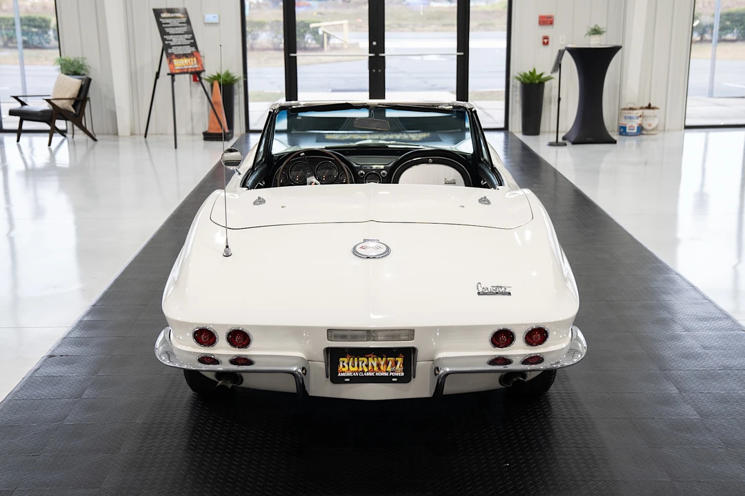 1967 Chevrolet Corvette C2 - Image 10 of 31
