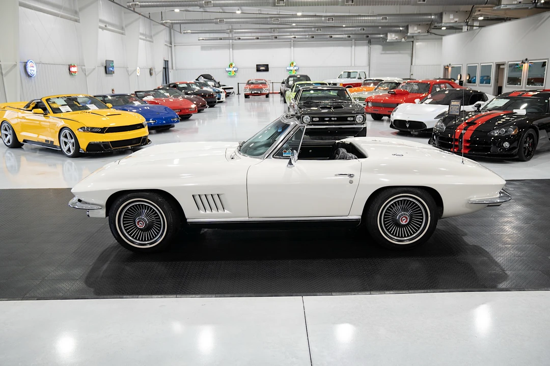 1967 Chevrolet Corvette C2 - Image 6 of 31