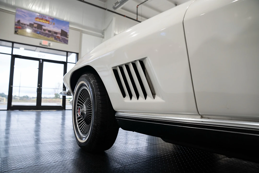 1967 Chevrolet Corvette C2 - Image 26 of 31