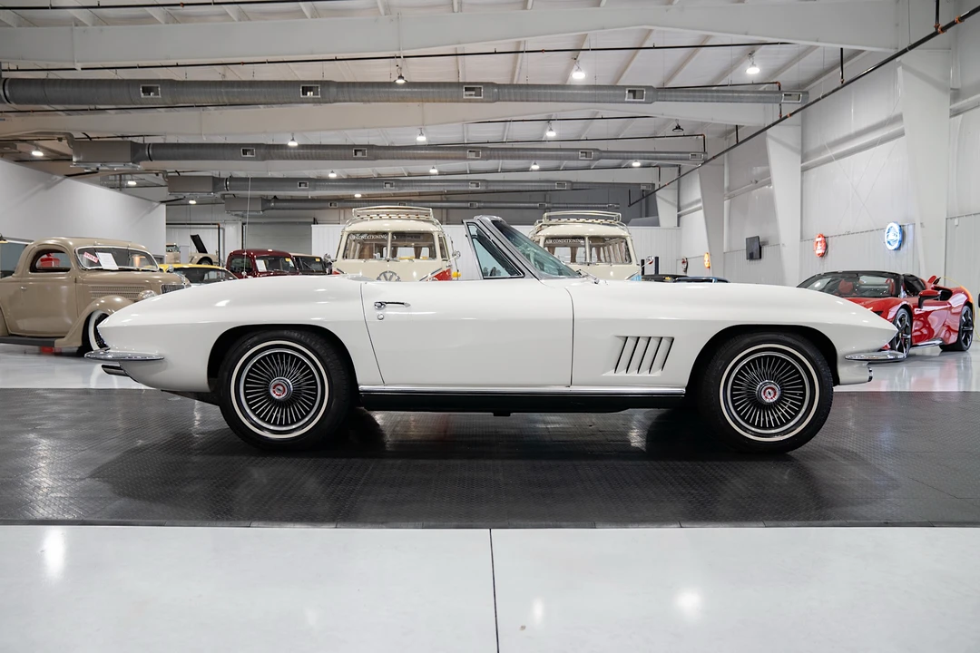 1967 Chevrolet Corvette C2 - Image 13 of 31
