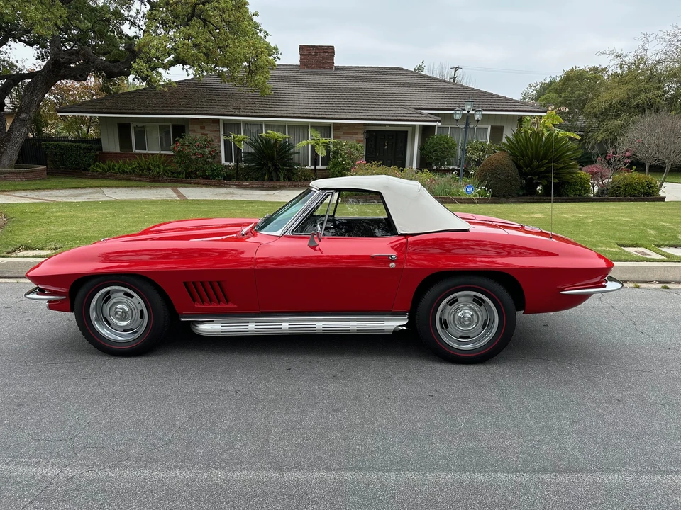 1967 Chevrolet Corvette C2 - Image 25 of 31