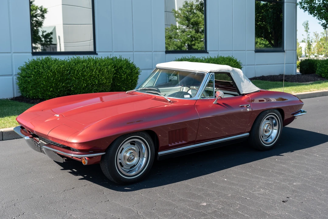 1967 Chevrolet Corvette C2 - Image 16 of 31