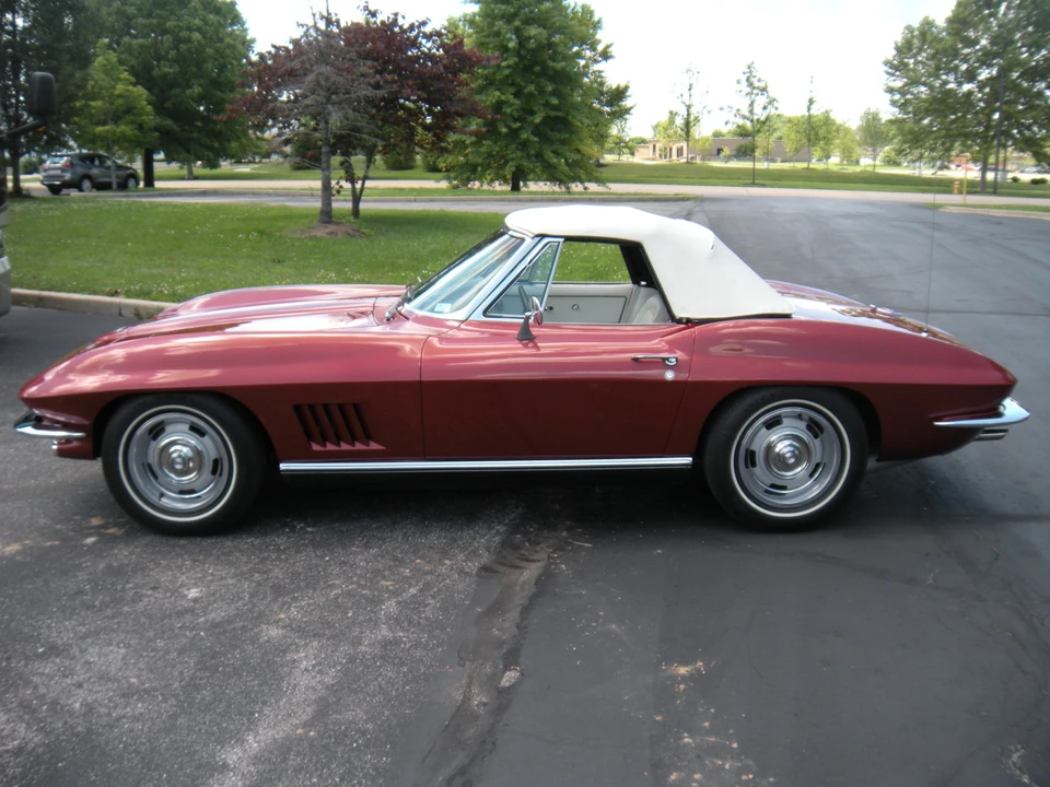 1967 Chevrolet Corvette C2 - Image 17 of 31