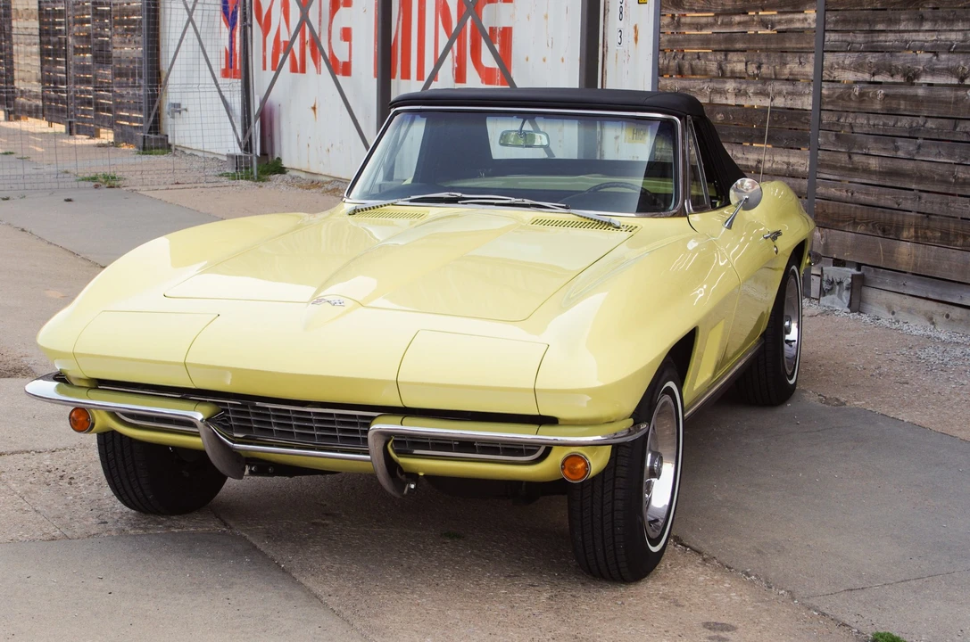 1967 Chevrolet Corvette C2 - Image 3 of 31
