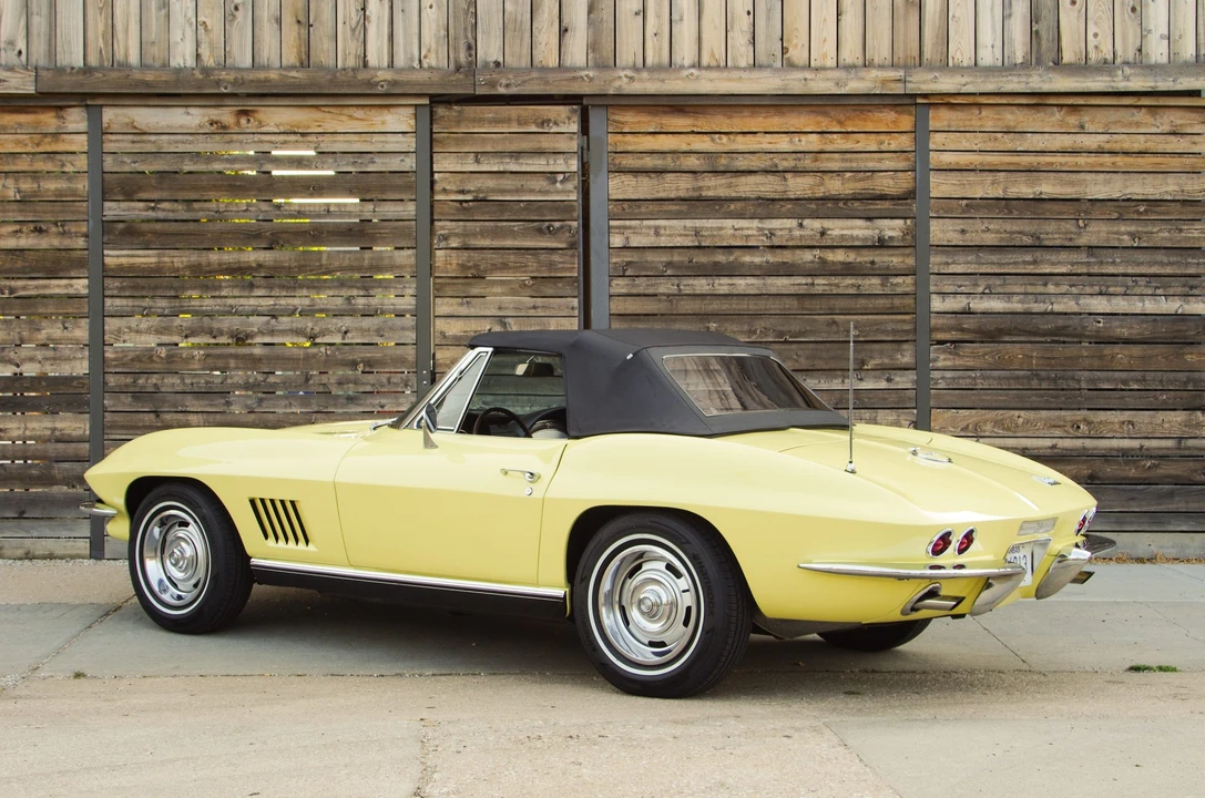 1967 Chevrolet Corvette C2 - Image 6 of 31