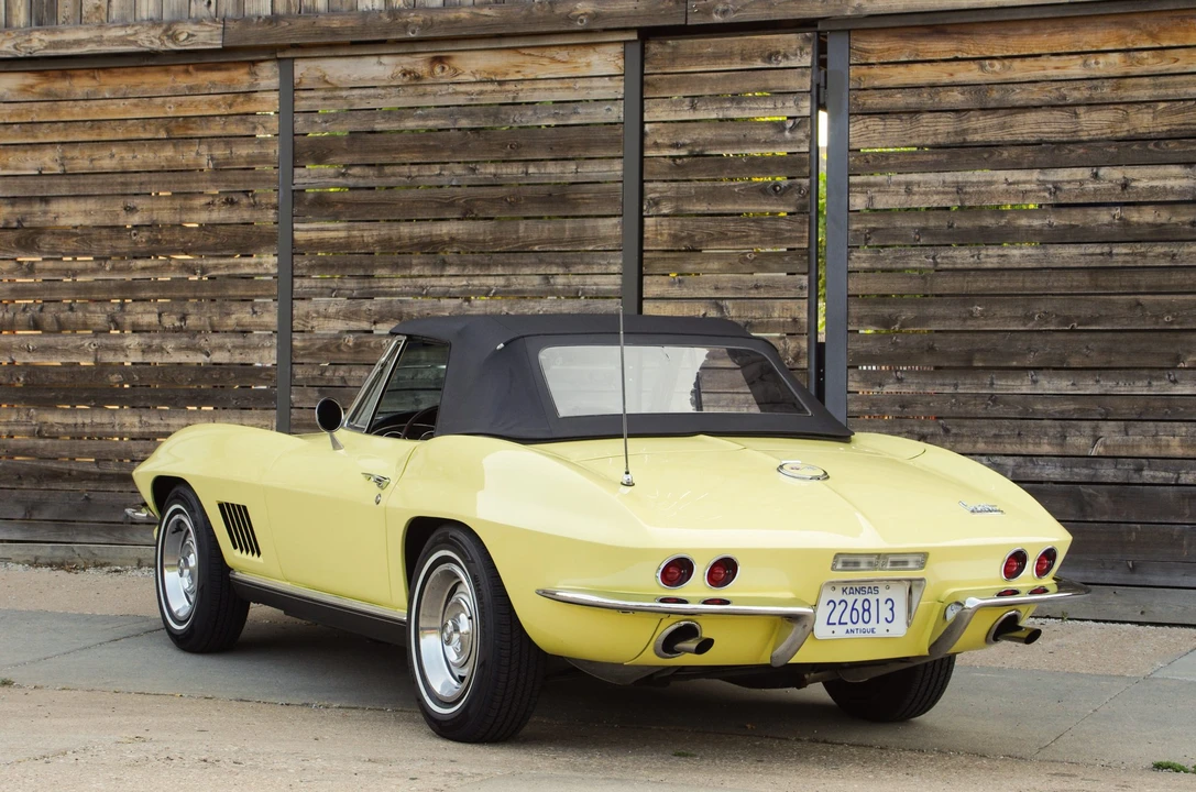 1967 Chevrolet Corvette C2 - Image 8 of 31