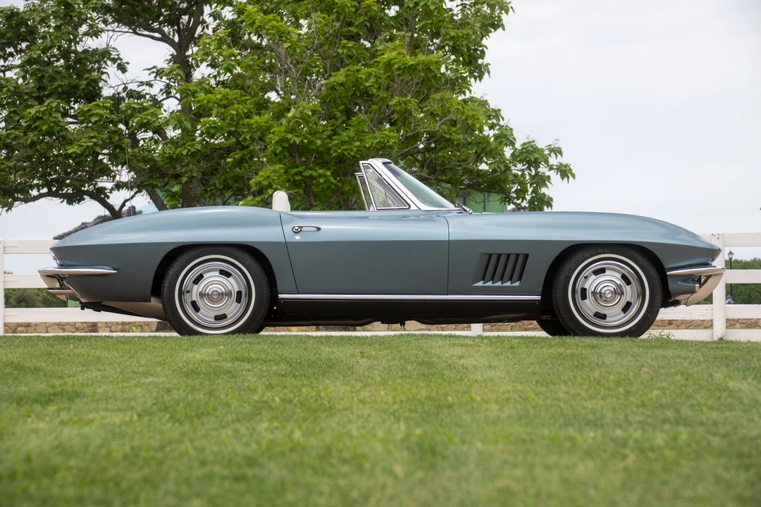 1967 Chevrolet Corvette C2 - Image 14 of 31