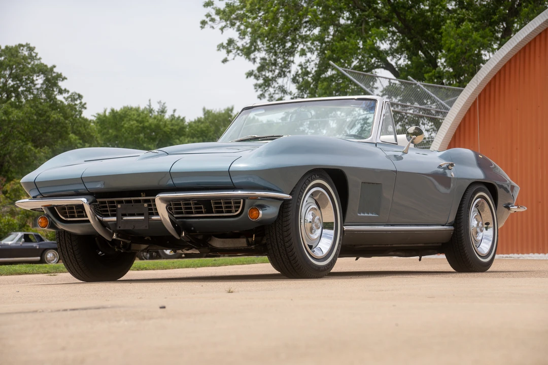 1967 Chevrolet Corvette C2 - Image 2 of 31