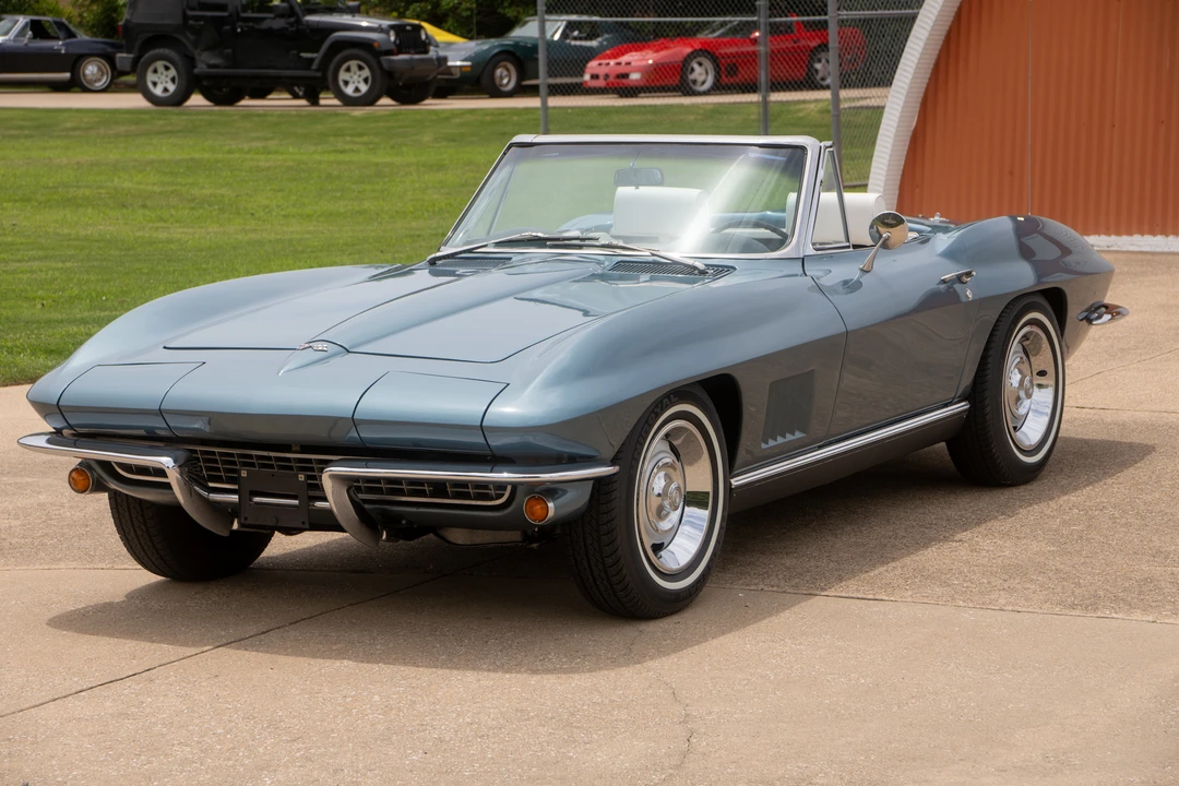1967 Chevrolet Corvette C2 - Image 3 of 31