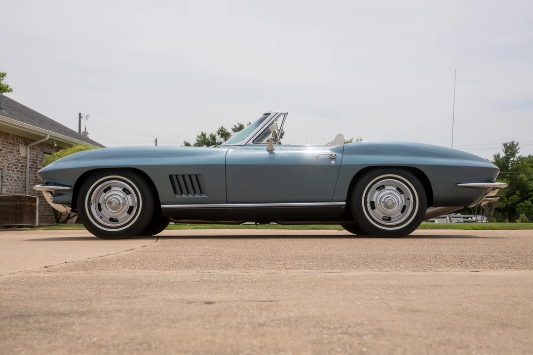 1967 Chevrolet Corvette C2 - Image 4 of 31