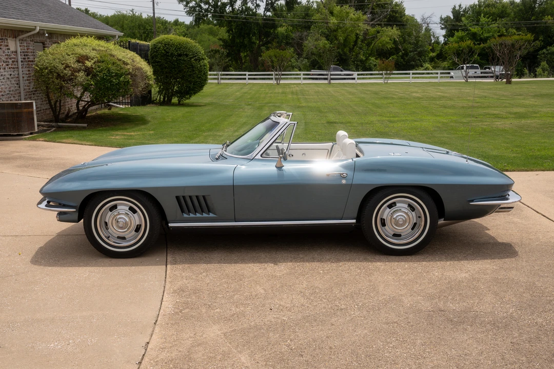 1967 Chevrolet Corvette C2 - Image 5 of 31