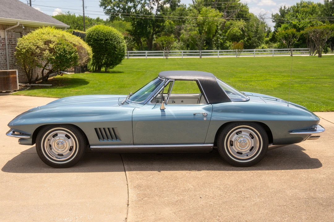 1967 Chevrolet Corvette C2 - Image 25 of 31