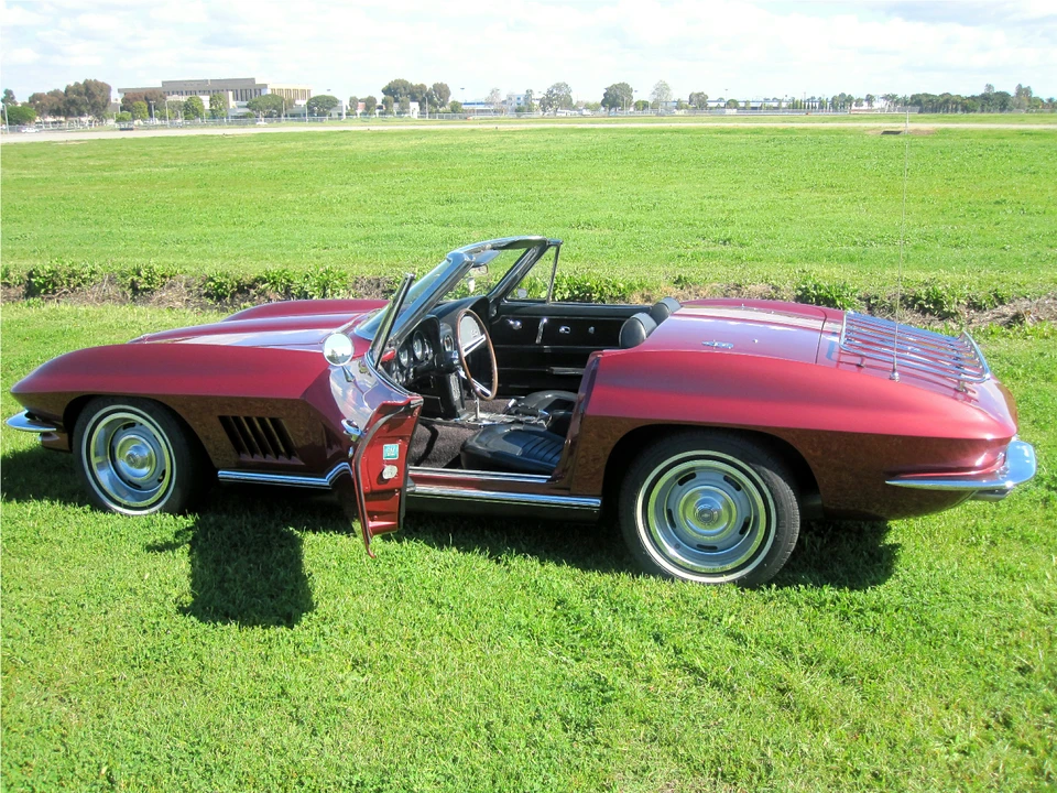 1967 Chevrolet Corvette C2 - Image 25 of 31