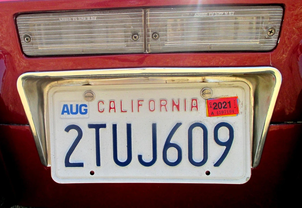 1967 Chevrolet Corvette C2 - Image 17 of 31