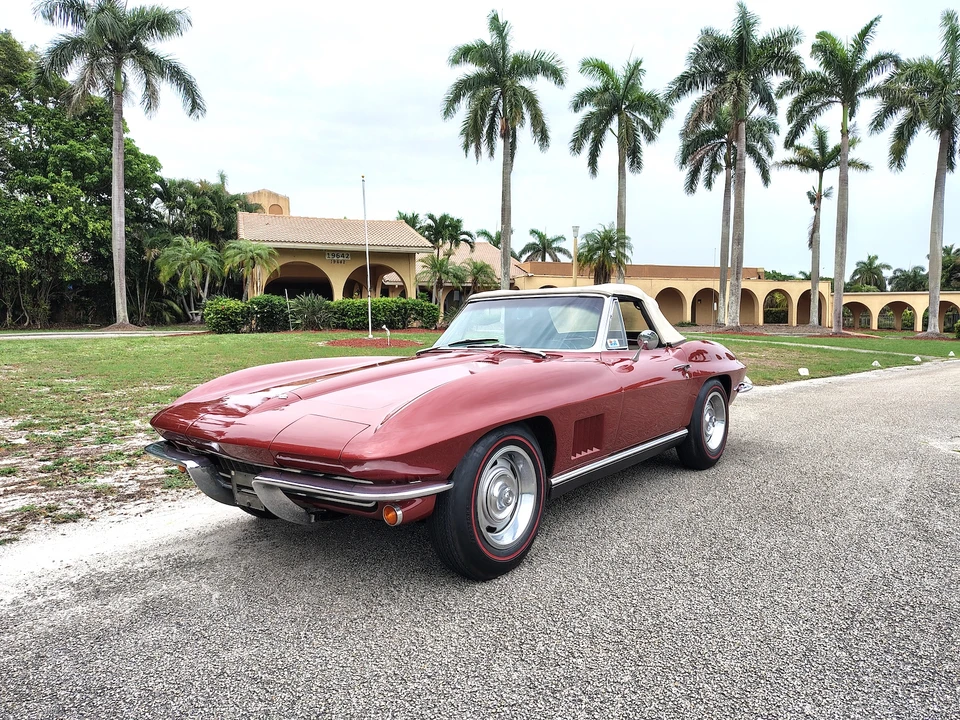 1967 Chevrolet Corvette C2 - Image 19 of 31