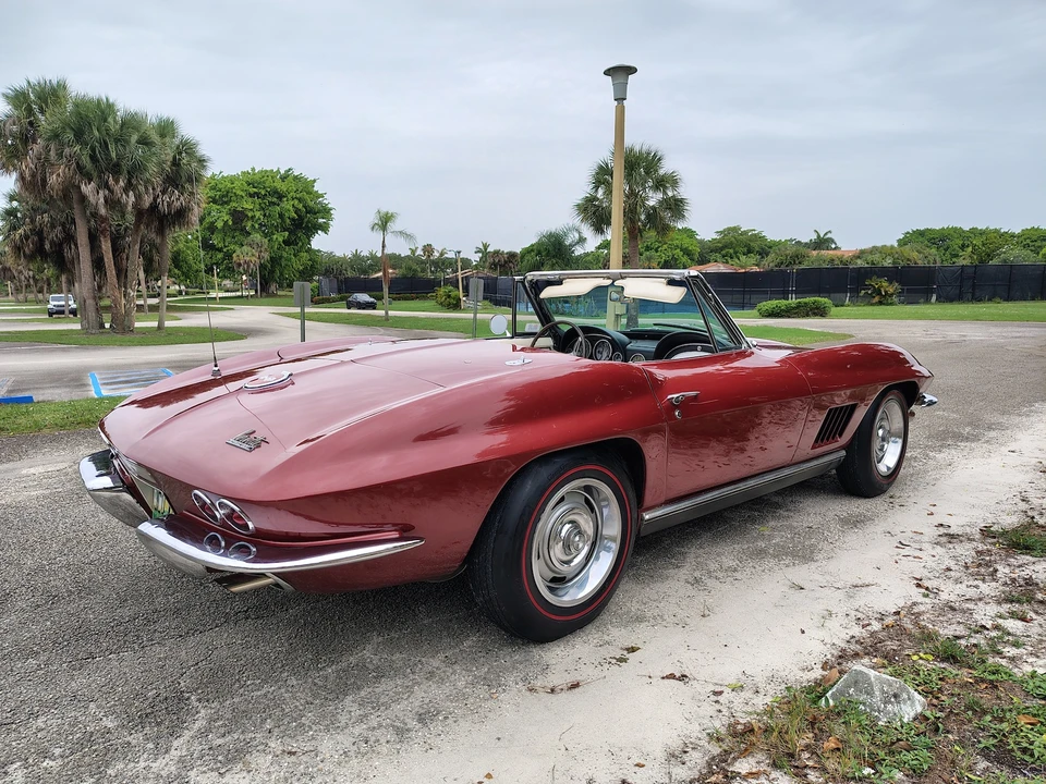 1967 Chevrolet Corvette C2 - Image 12 of 31
