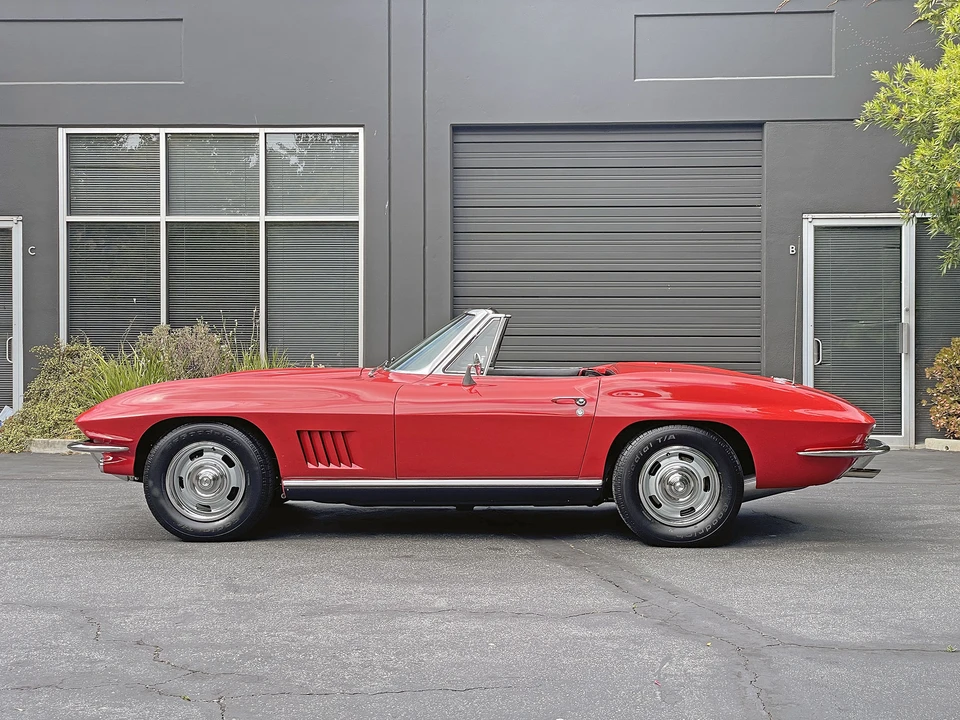 1967 Chevrolet Corvette C2 - Image 2 of 31