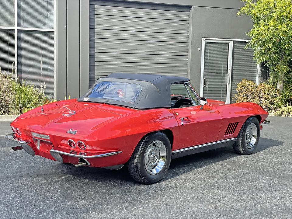1967 Chevrolet Corvette C2 - Image 25 of 31